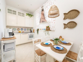 Citrus Garden House - Stylish Apt by the center